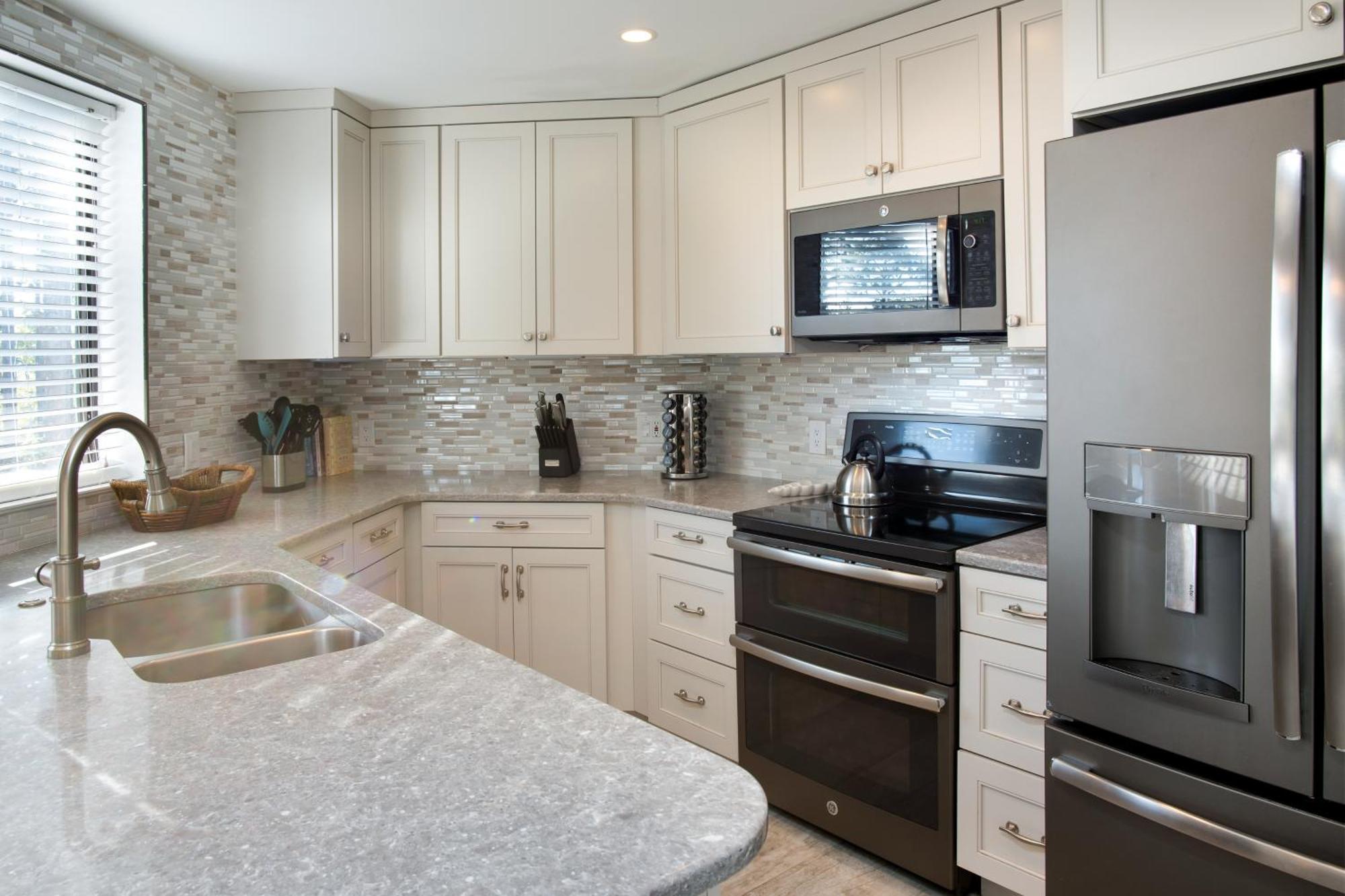 Village House Hilton Head Island Room photo